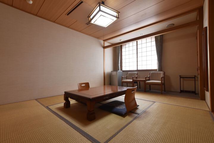 Room 15 of 63