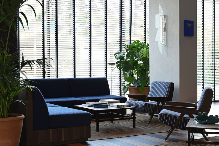 Guest Lobby
