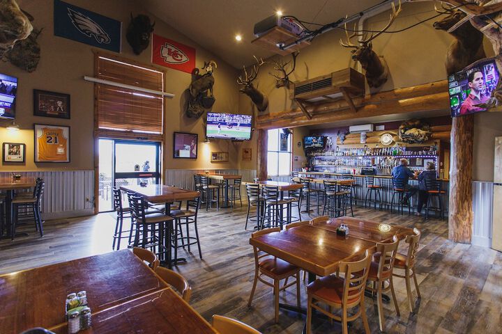 Sports bar