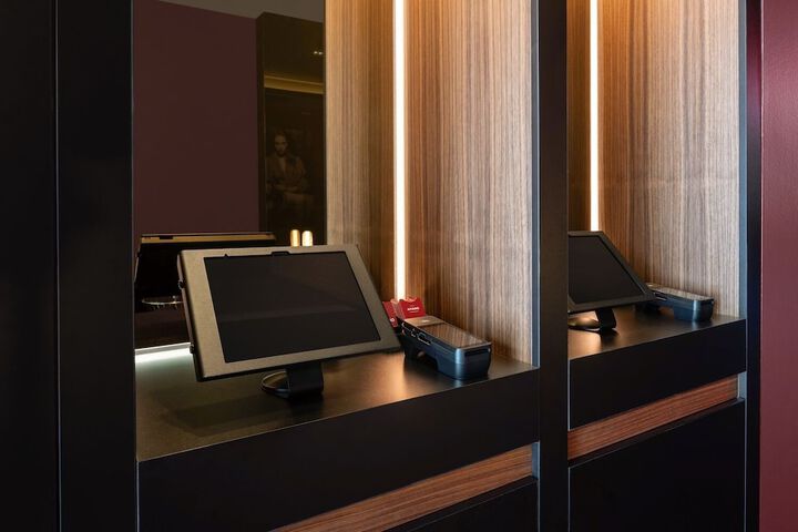 Hotel Interior 4 of 42