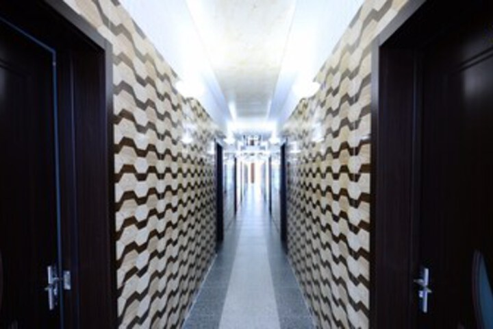 Ballroom/Hall 17 of 37