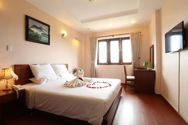 Room 15 of 50