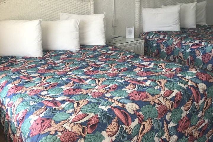 Room 4 of 44