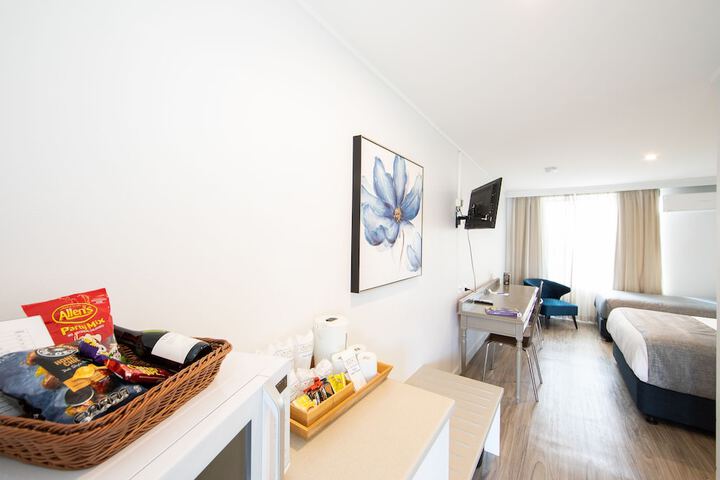 Room 44 of 82