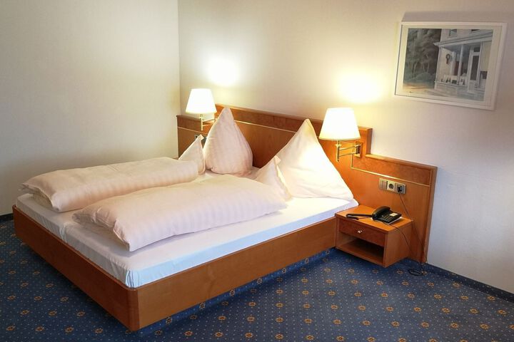 Room 36 of 46