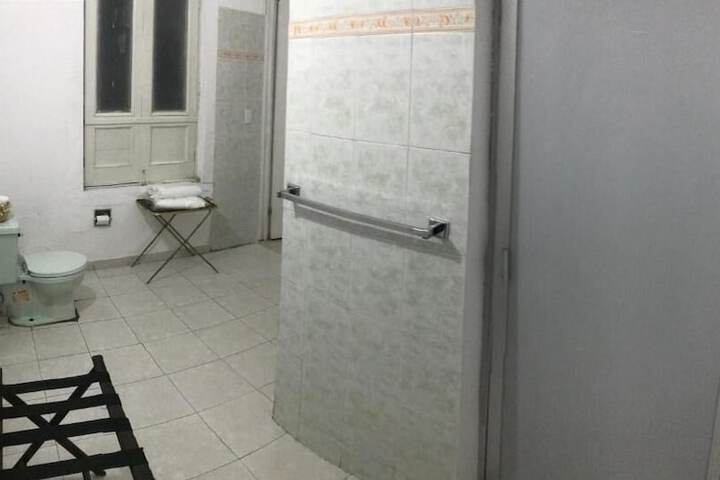 Room 27 of 36