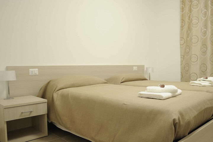 Room 2 of 57