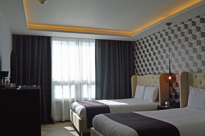Room 9 of 91