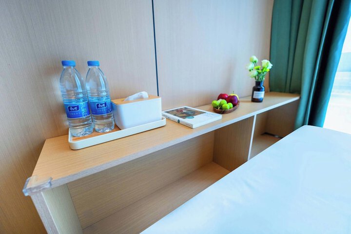 Room 29 of 67