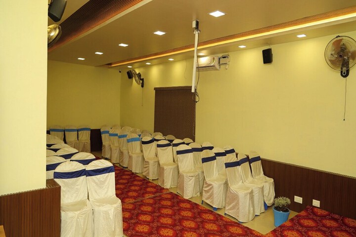 Ballroom/Hall 45 of 53