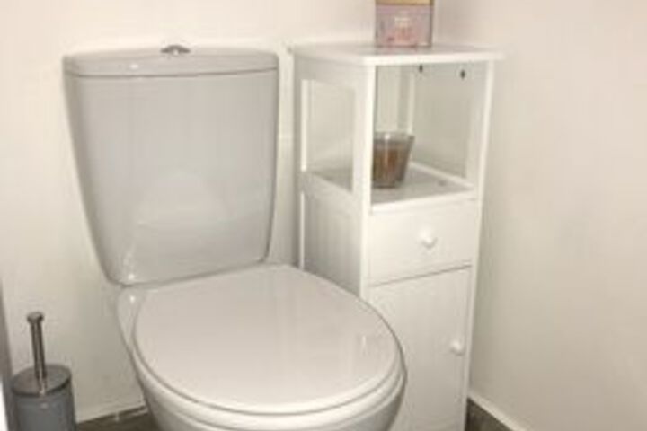 Room 2 of 12