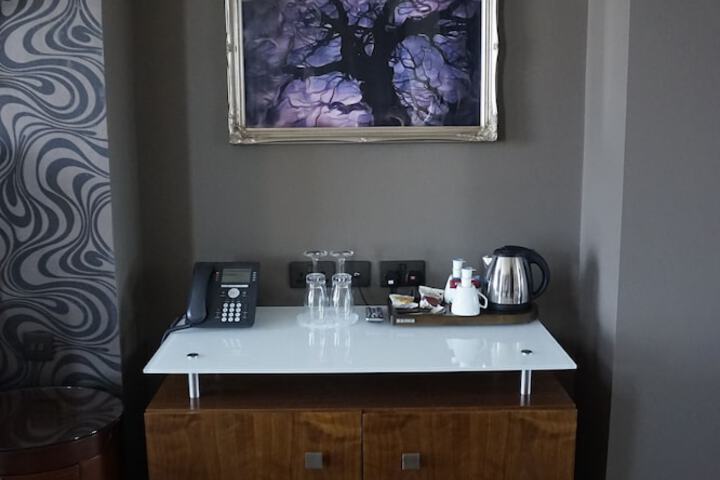 Room 12 of 95