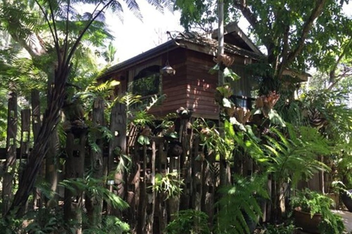 Room 15 of 21