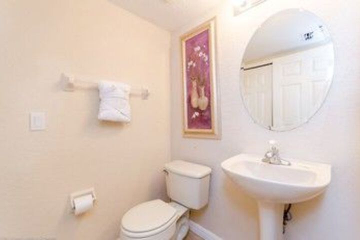 Room 5 of 27