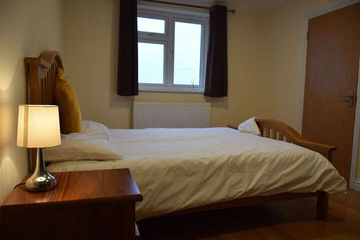 Room 3 of 34