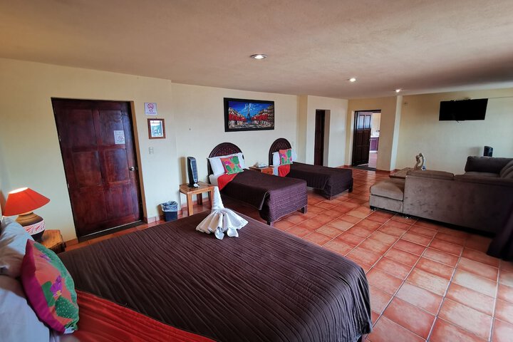 Room 73 of 137