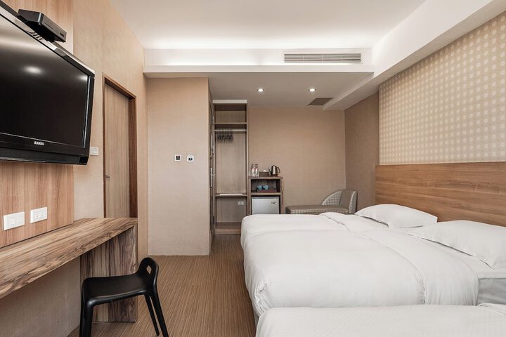 Room 38 of 65