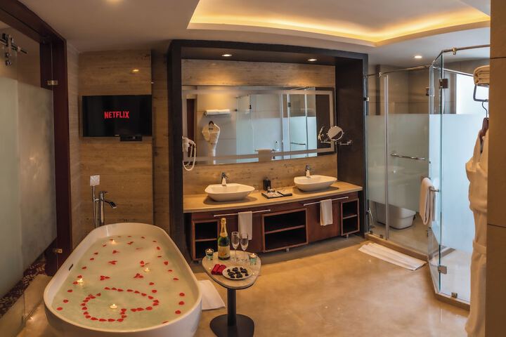 Room 42 of 89