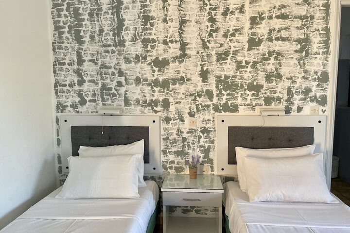 Room 12 of 57