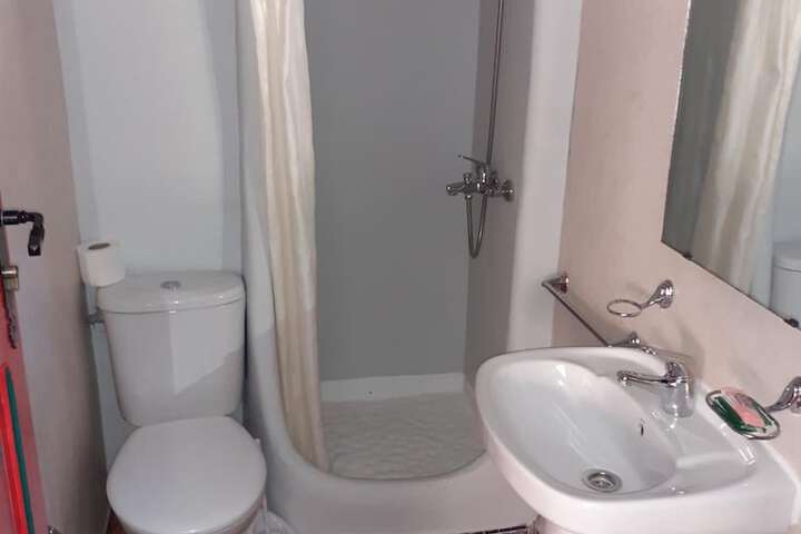 Room 46 of 74