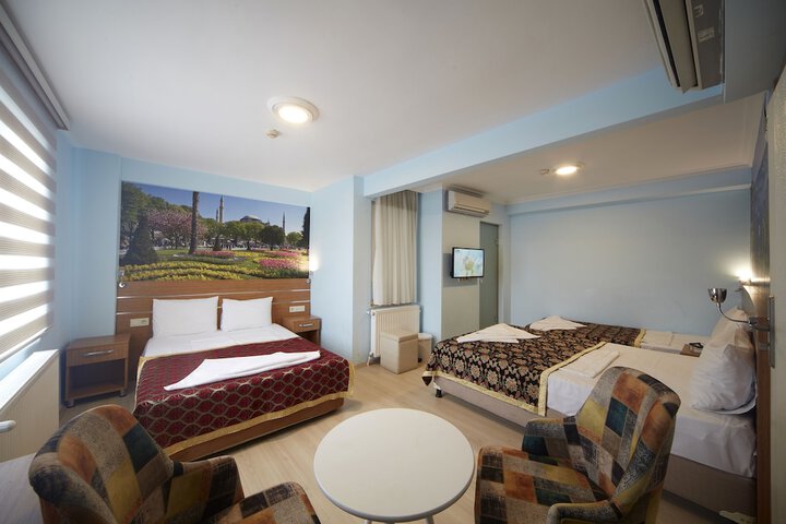 Room 7 of 42