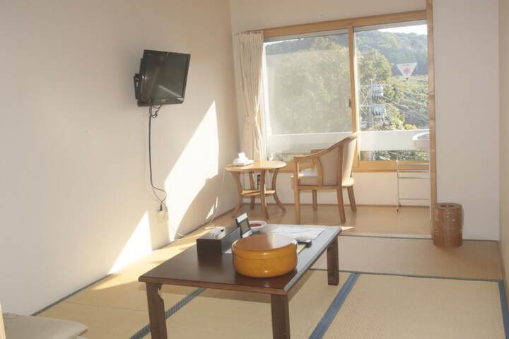 Room 12 of 45