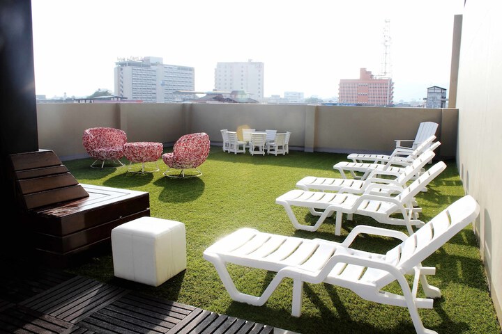Sundeck 55 of 65