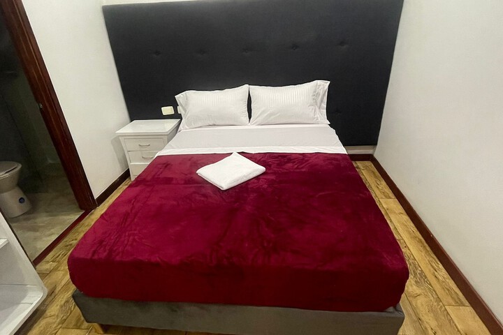 Room 14 of 23
