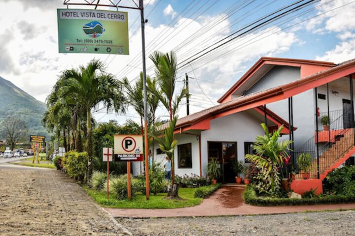 Hotel Entry