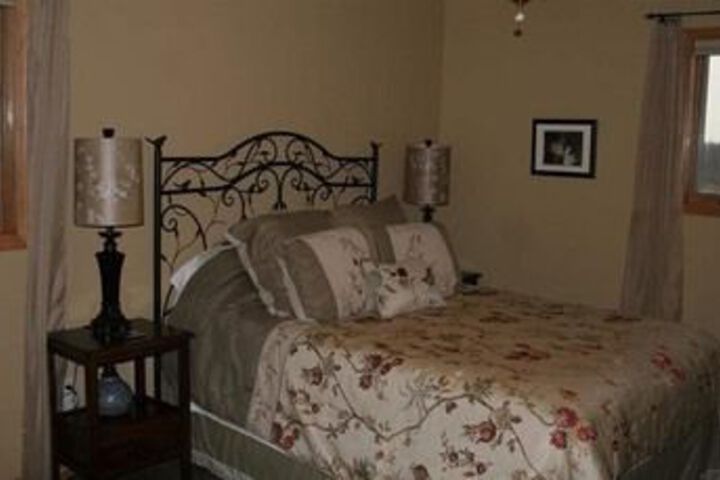Room 16 of 44