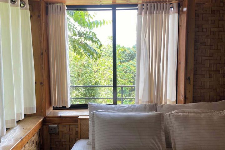 Room 2 of 21