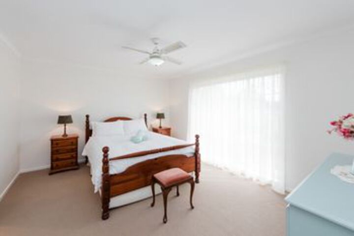 Room 9 of 20