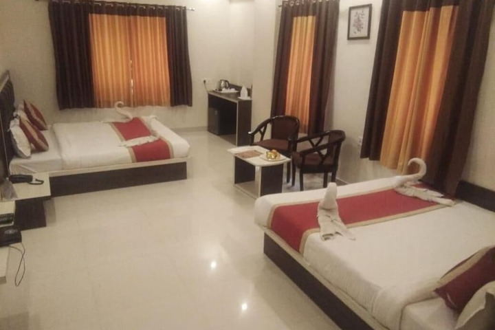 Room 7 of 38