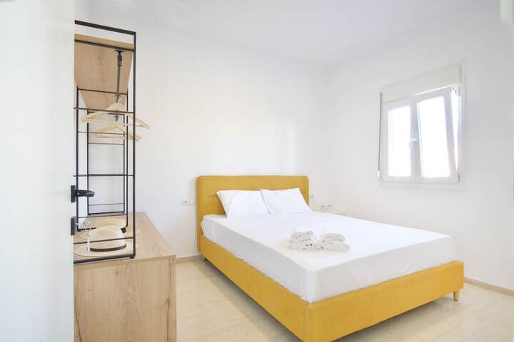 Room 7 of 27