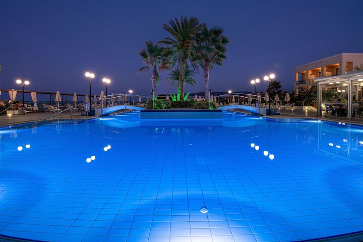 Pool 76 of 234