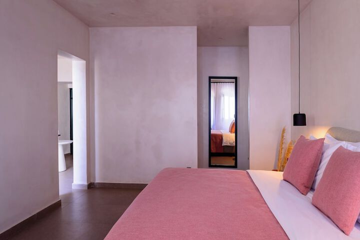 Room 33 of 289