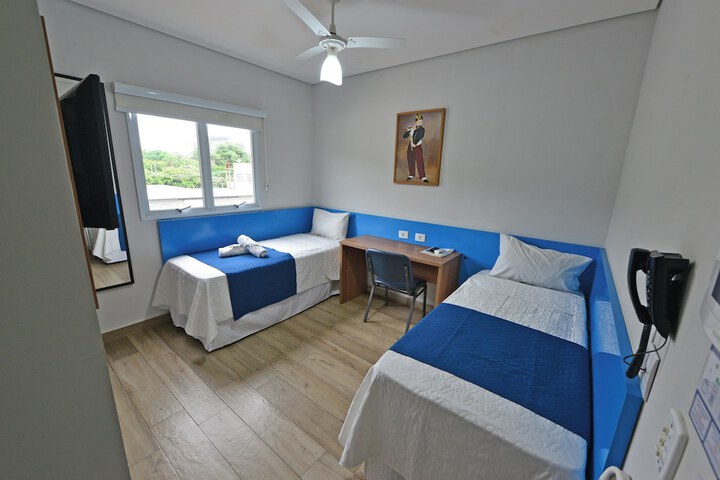 Room 7 of 41