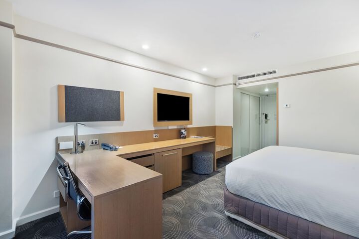 Room 14 of 43