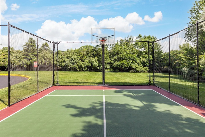 Sport court