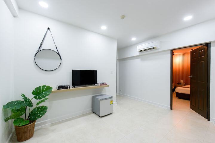 Room 20 of 38