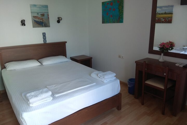 Room 12 of 70
