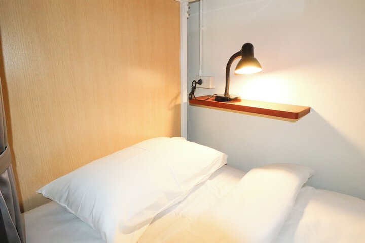 Room 44 of 76