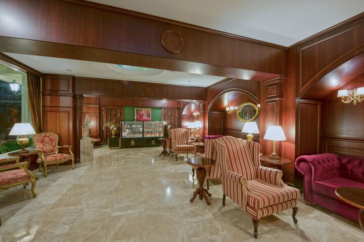 Hotel Interior 4 of 120