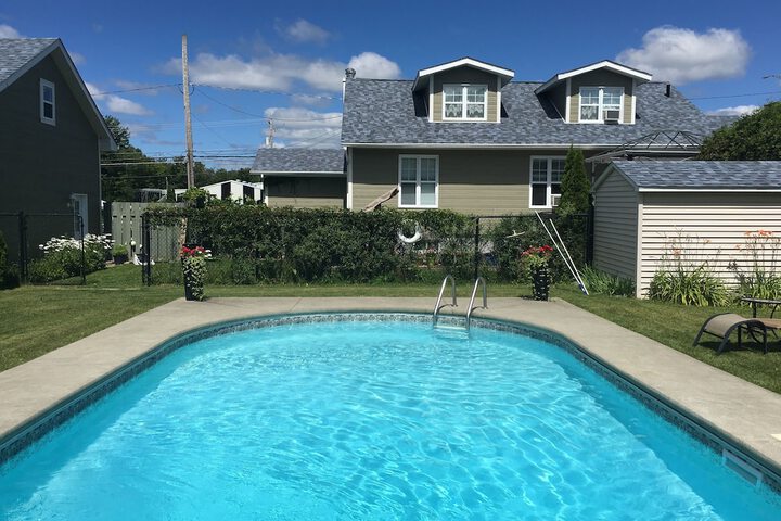 Pool 42 of 59