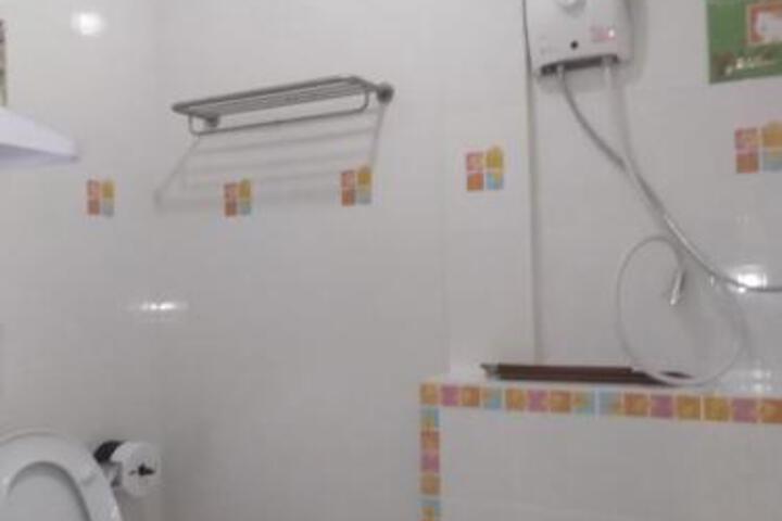 Room 5 of 41