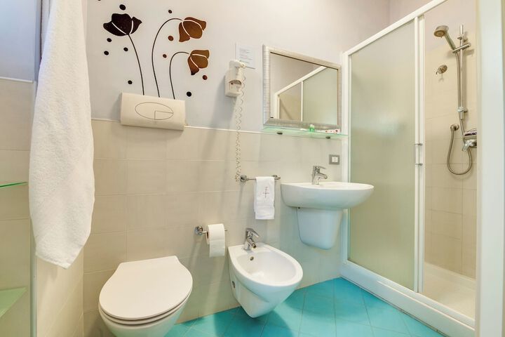 Room 18 of 23