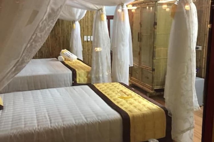 Room 4 of 27