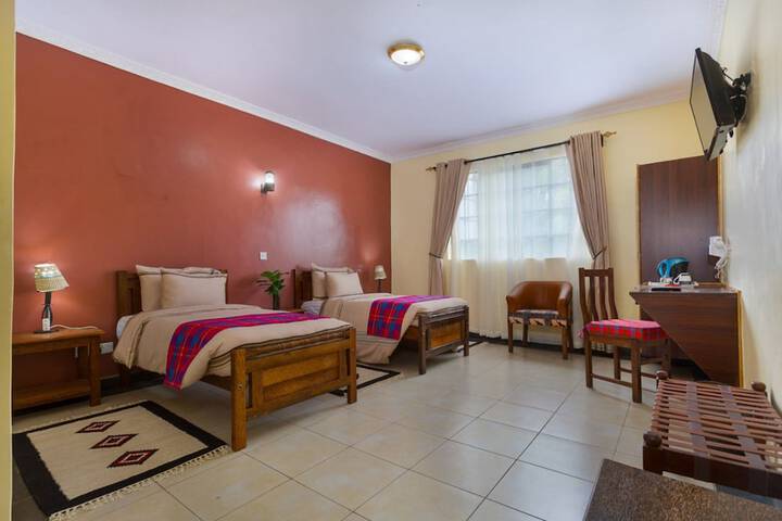 Room 4 of 35