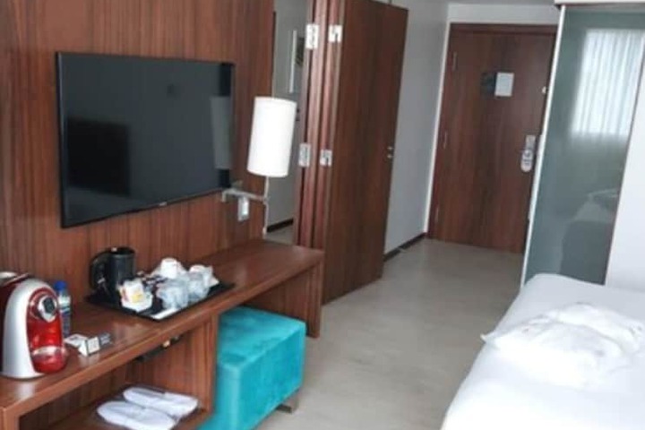 Room 20 of 124