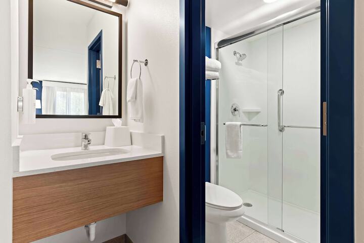 Bathroom shower